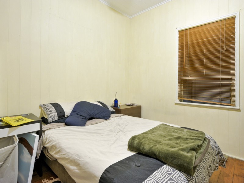 79 KENNIGO STREET, Spring Hill QLD 4000