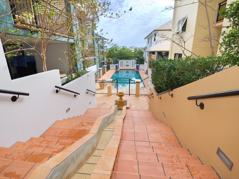 56/2 St Pauls Terrace, Spring Hill QLD 4000