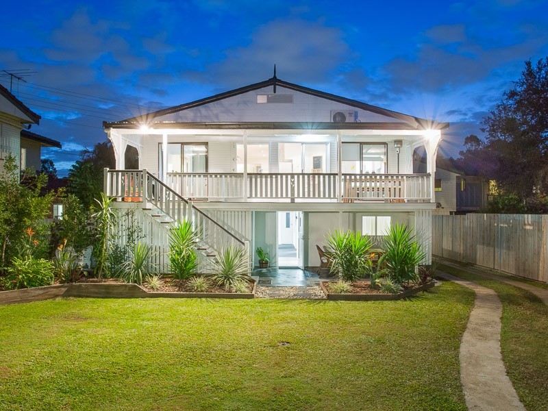 227 Bennetts Road, Norman Park QLD 4170