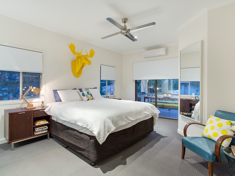 227 Bennetts Road, Norman Park QLD 4170