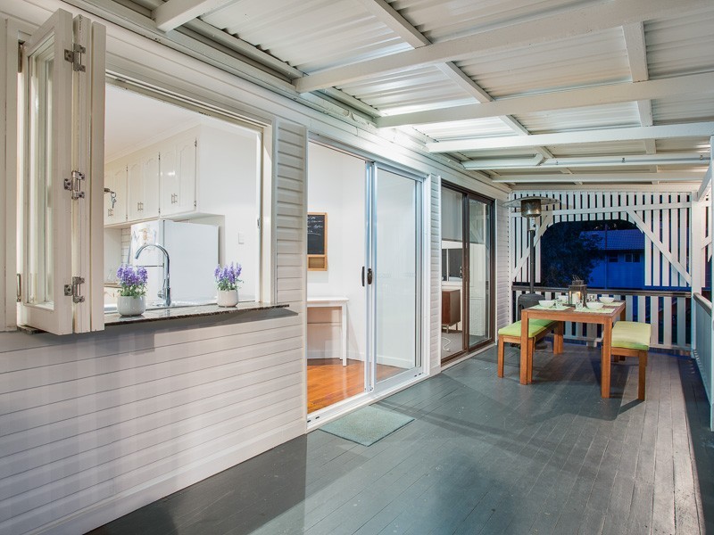 227 Bennetts Road, Norman Park QLD 4170