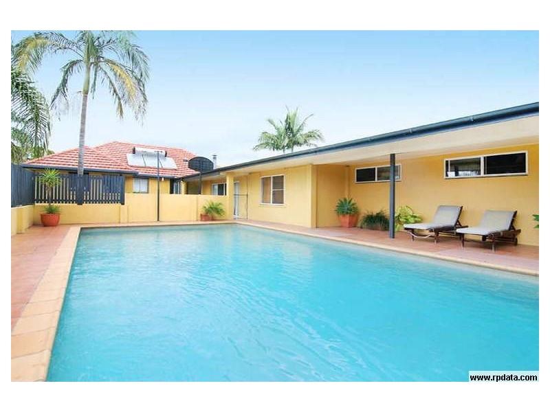 66 Twelfth Avenue, Kedron QLD 4031