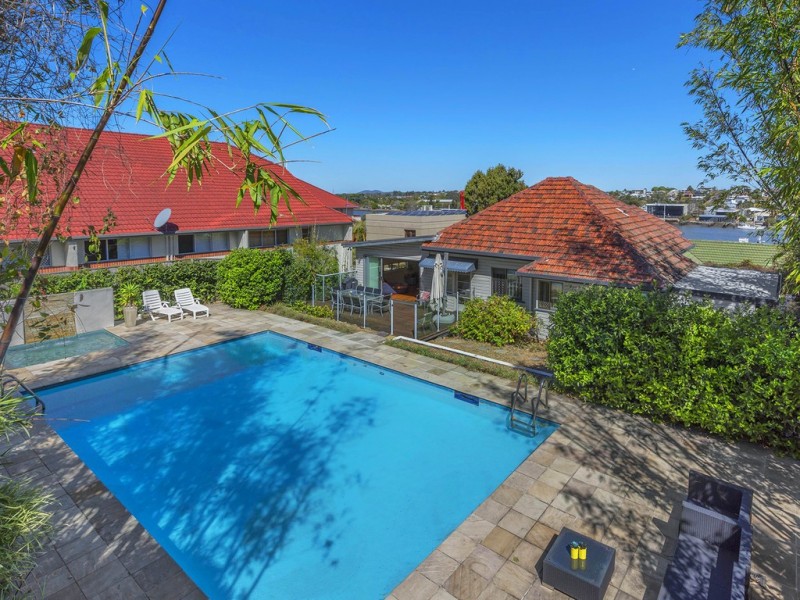 5 Quarry Street, Hamilton QLD 4007