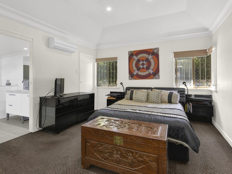 5 Quarry Street, Hamilton QLD 4007