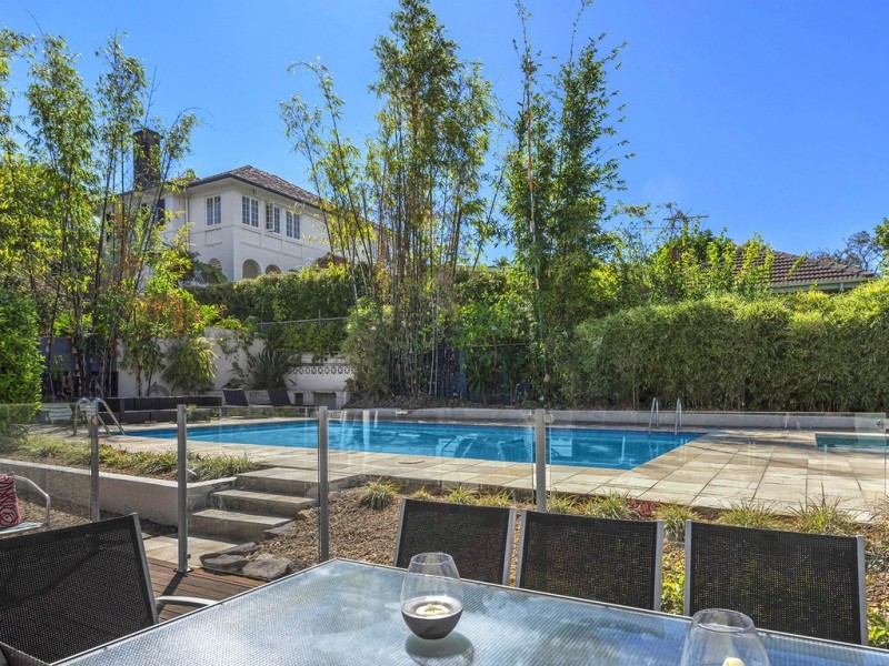 5 Quarry Street, Hamilton QLD 4007