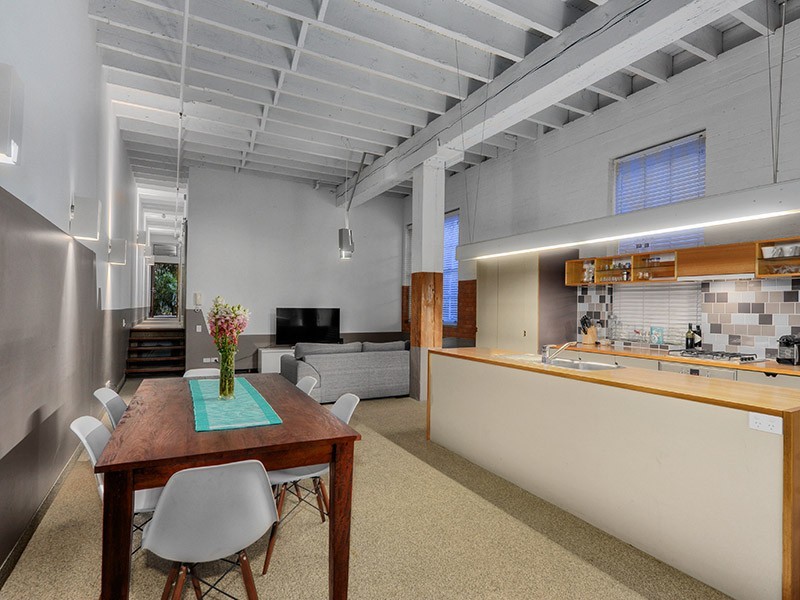 9/16 SKYRING TCE, Teneriffe QLD 4005