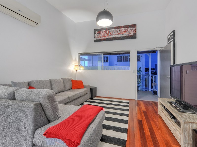 1 Ella Street, Newstead QLD 4006