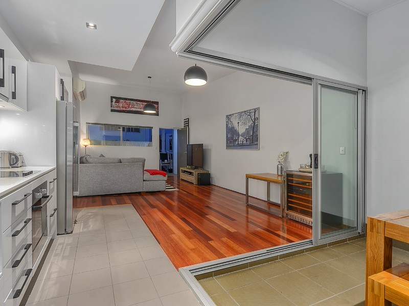 1 Ella Street, Newstead QLD 4006