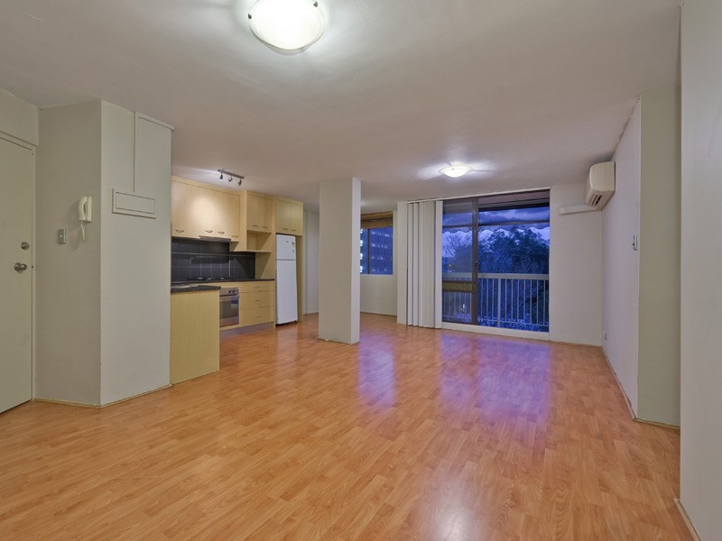 574 BOUNDARY ST, Spring Hill QLD 4000