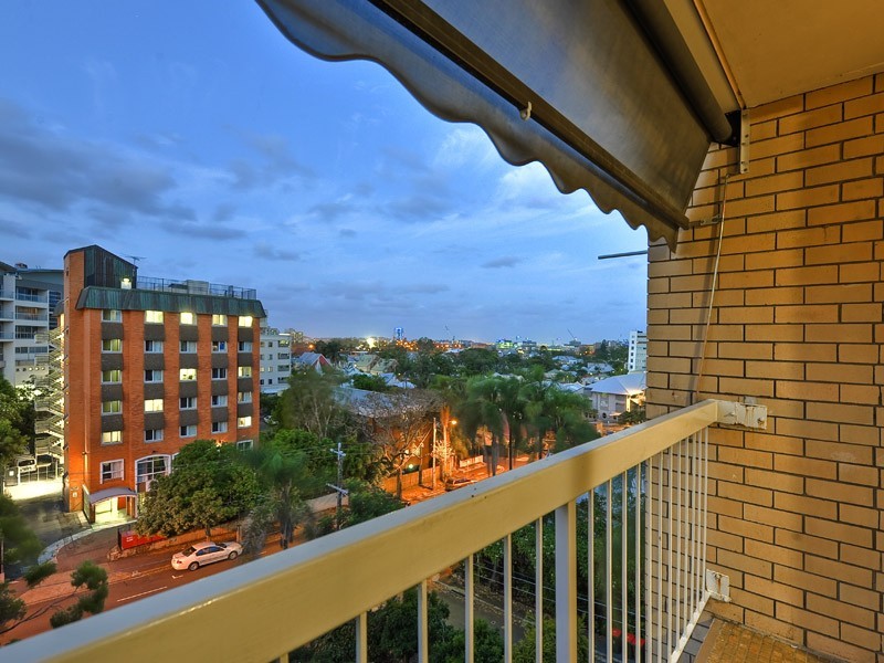 574 BOUNDARY ST, Spring Hill QLD 4000