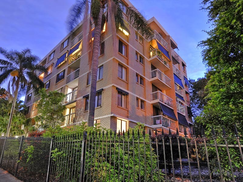 574 BOUNDARY ST, Spring Hill QLD 4000