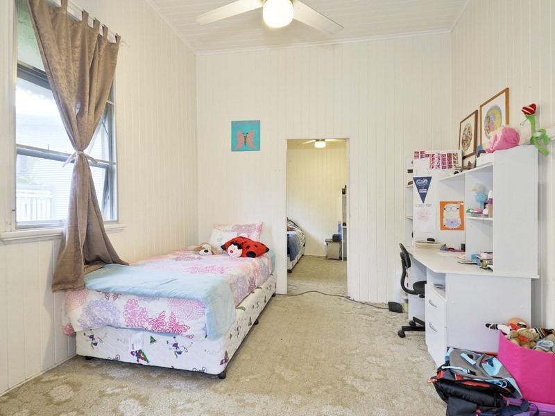 64 Allen Street, Hamilton QLD 4007