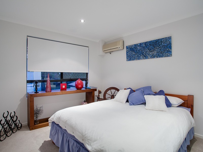 5/32 HAZLEWOOD STREET, New Farm QLD 4005