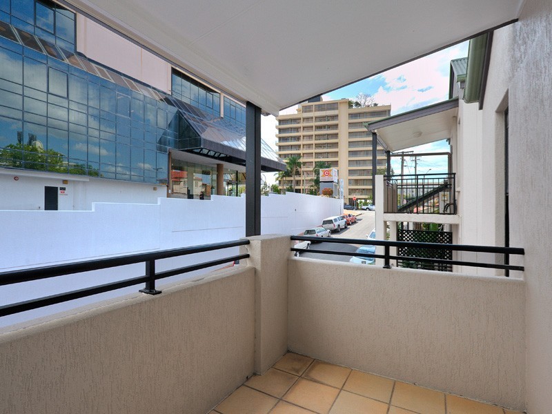 27 BIRLEY ST, Spring Hill QLD 4000