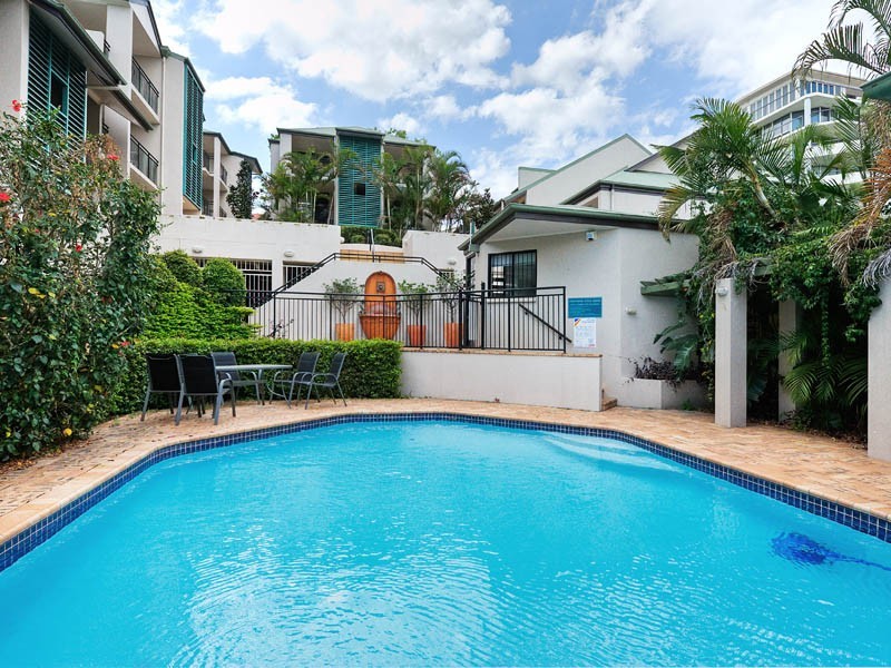 27 BIRLEY ST, Spring Hill QLD 4000