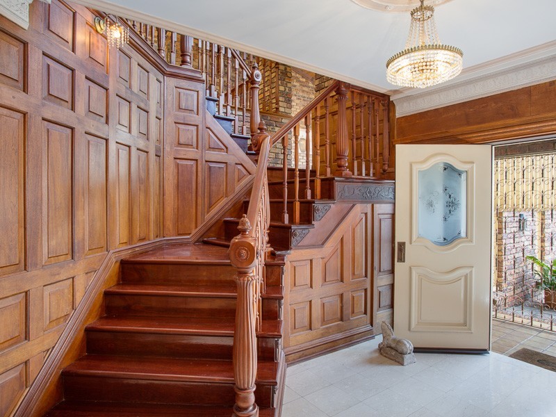 16 Tamarang Street, Tarragindi QLD 4121