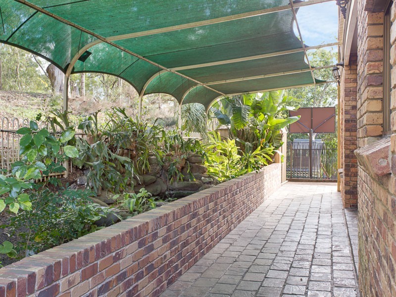 16 Tamarang Street, Tarragindi QLD 4121