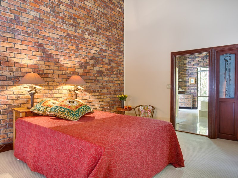 16 Tamarang Street, Tarragindi QLD 4121