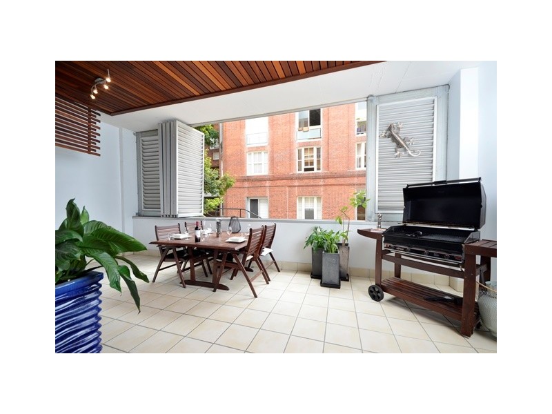 111/24 Macquarie Street, Teneriffe QLD 4005