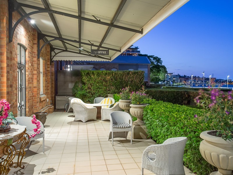 2141/32 Refinery Pde, New Farm QLD 4005