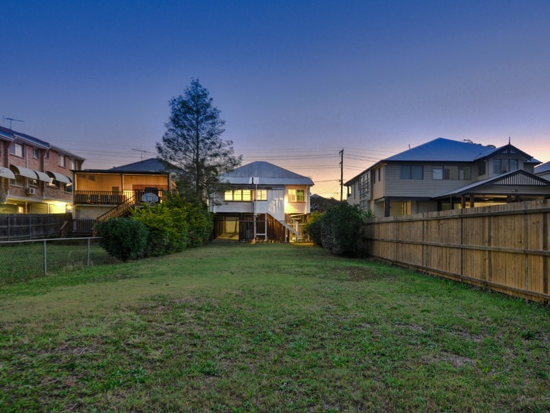 574 LOWER BOWEN TERRACE, New Farm QLD 4005