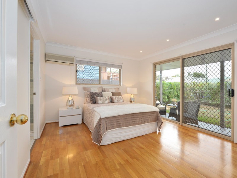 9 Lilley Street, Hendra QLD 4011