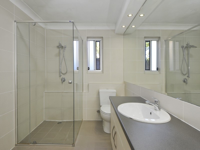 22 Arran Avenue, Hamilton QLD 4007