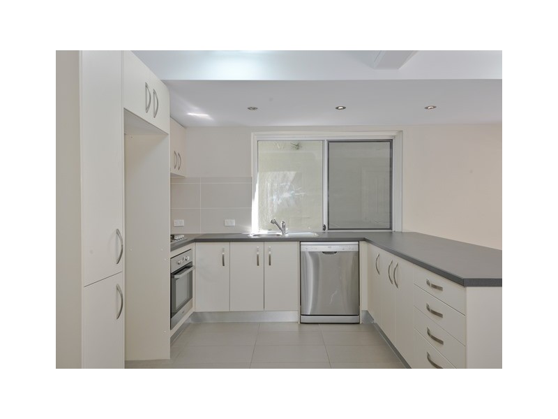 22 Arran Avenue, Hamilton QLD 4007