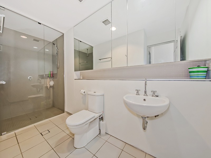 324/38 Skyring Tce, Teneriffe QLD 4005
