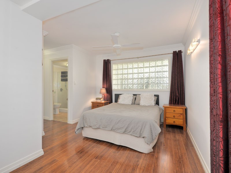 1/74 Oxlade Drive, New Farm QLD 4005