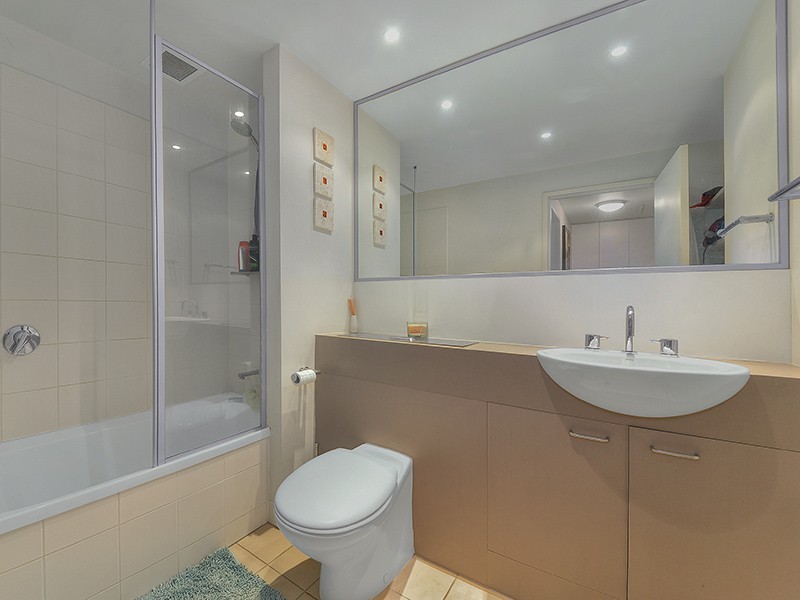 203/71 Beeston Street, Teneriffe QLD 4005