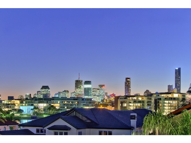 1 Scott Street, Hawthorne QLD 4171