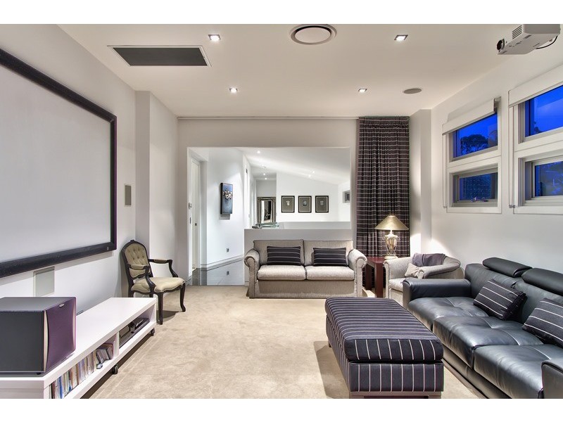 1 Scott Street, Hawthorne QLD 4171