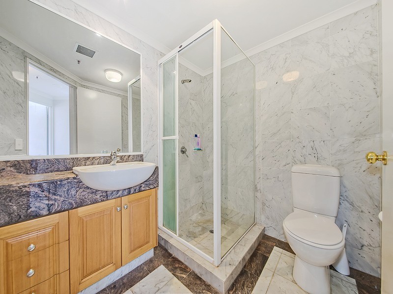 14/8 Goodwin Street, Kangaroo Point QLD 4169