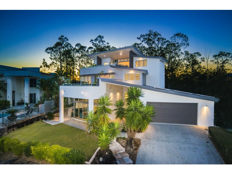 35 Yarraman Street, Arana Hills QLD 4054