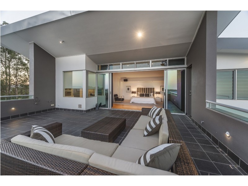 35 Yarraman Street, Arana Hills QLD 4054