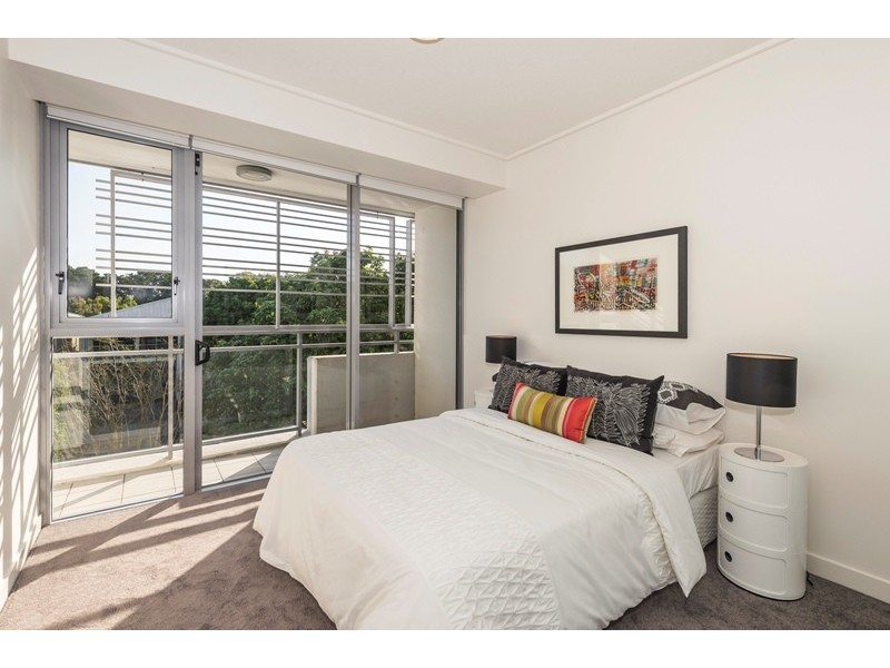 4313/40 Hollins Crescent, New Farm QLD 4005