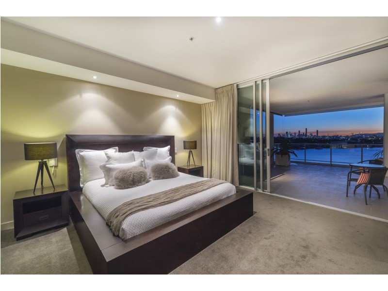 126/35-37 Harbour Road, Hamilton QLD 4007