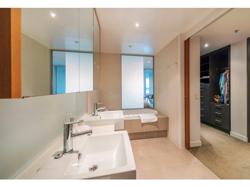 126/35-37 Harbour Road, Hamilton QLD 4007