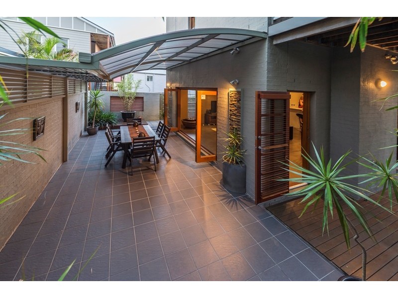 35 Charteris Street, Paddington QLD 4064