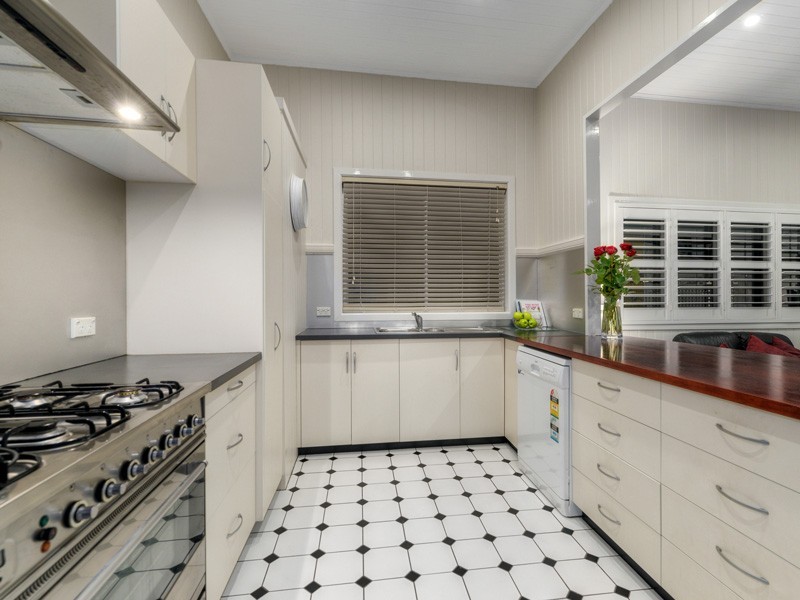 37 Parish Street, Spring Hill QLD 4000