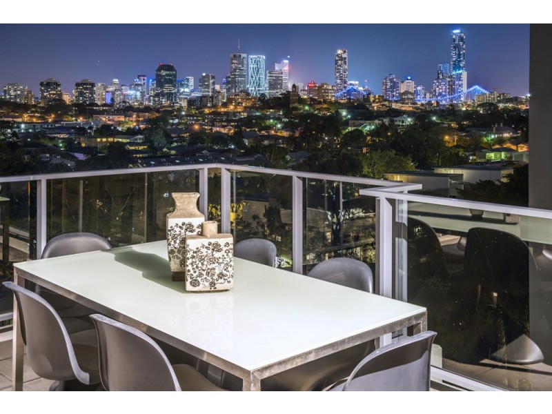 1831/22 Refinery Parade, New Farm QLD 4005