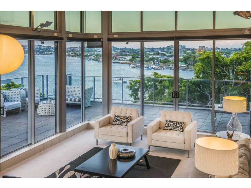 1831/22 Refinery Parade, New Farm QLD 4005