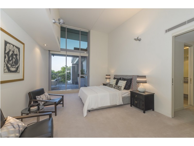 1831/22 Refinery Parade, New Farm QLD 4005