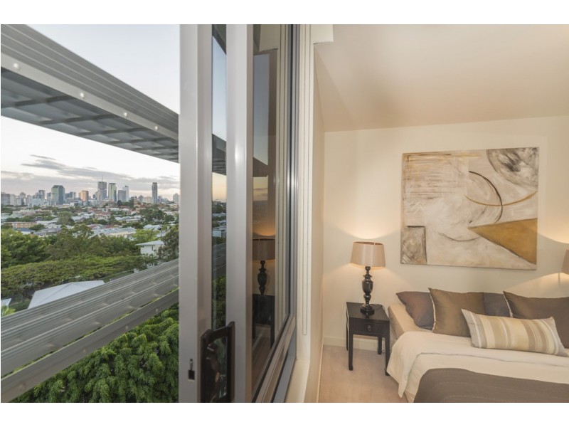 1831/22 Refinery Parade, New Farm QLD 4005