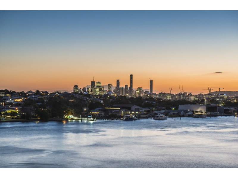 35 – 37 Harbour Road, Hamilton QLD 4007