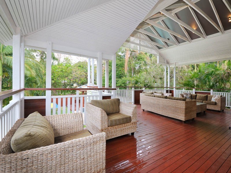 477 Cavendish Rd, Coorparoo QLD 4151