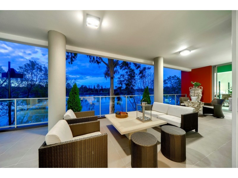 4202/205 King Arthur Terrace, Tennyson QLD 4105