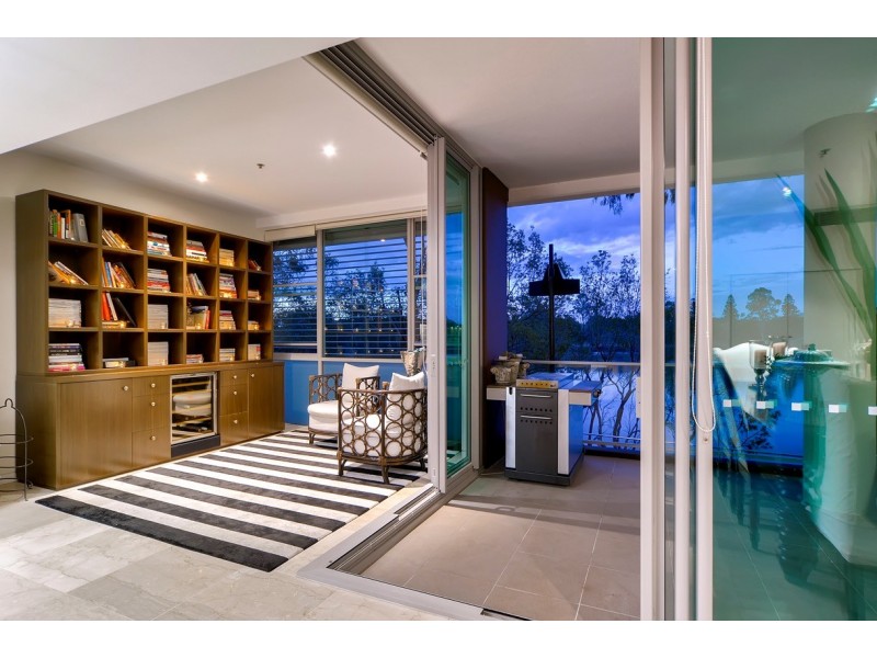 4202/205 King Arthur Terrace, Tennyson QLD 4105