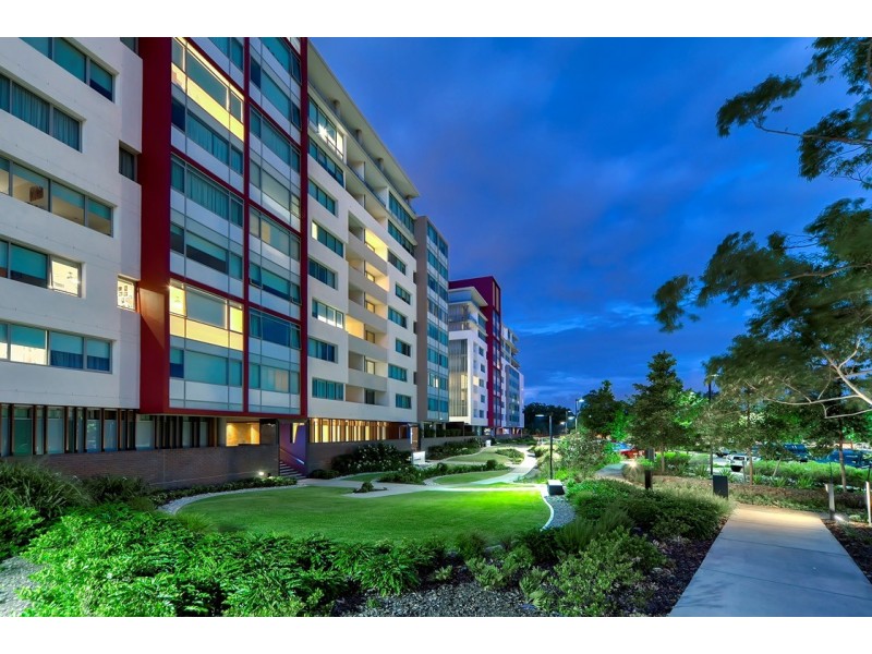 4202/205 King Arthur Terrace, Tennyson QLD 4105